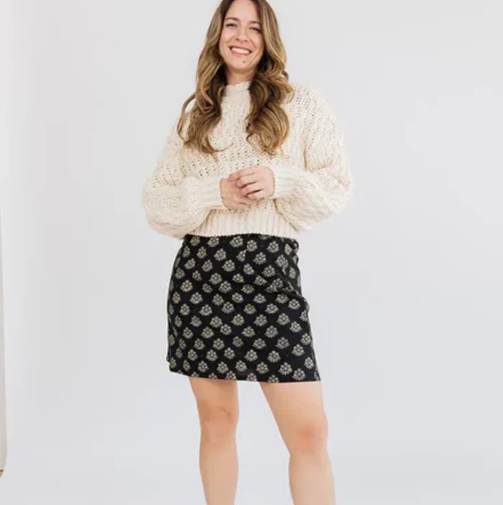 Val Floral Stamp Mini Skirt